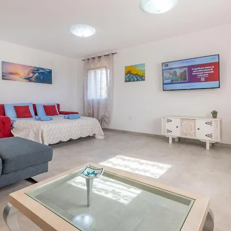 Jole, A Charming Modern Surrounded By Rustic Beauty Nedeščina